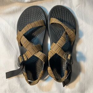 Chaco Black and Brown Sandals